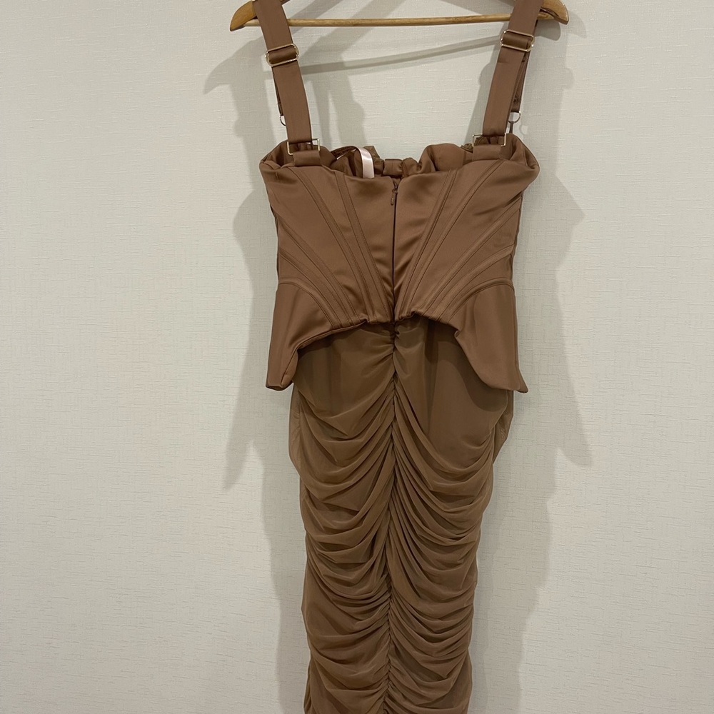 House of CB London Dress! New with tags - Picture 8 of 9